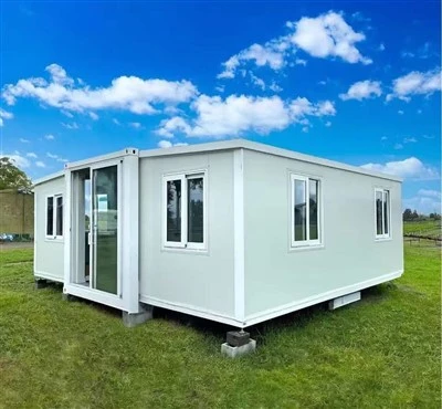 Folding mobile home